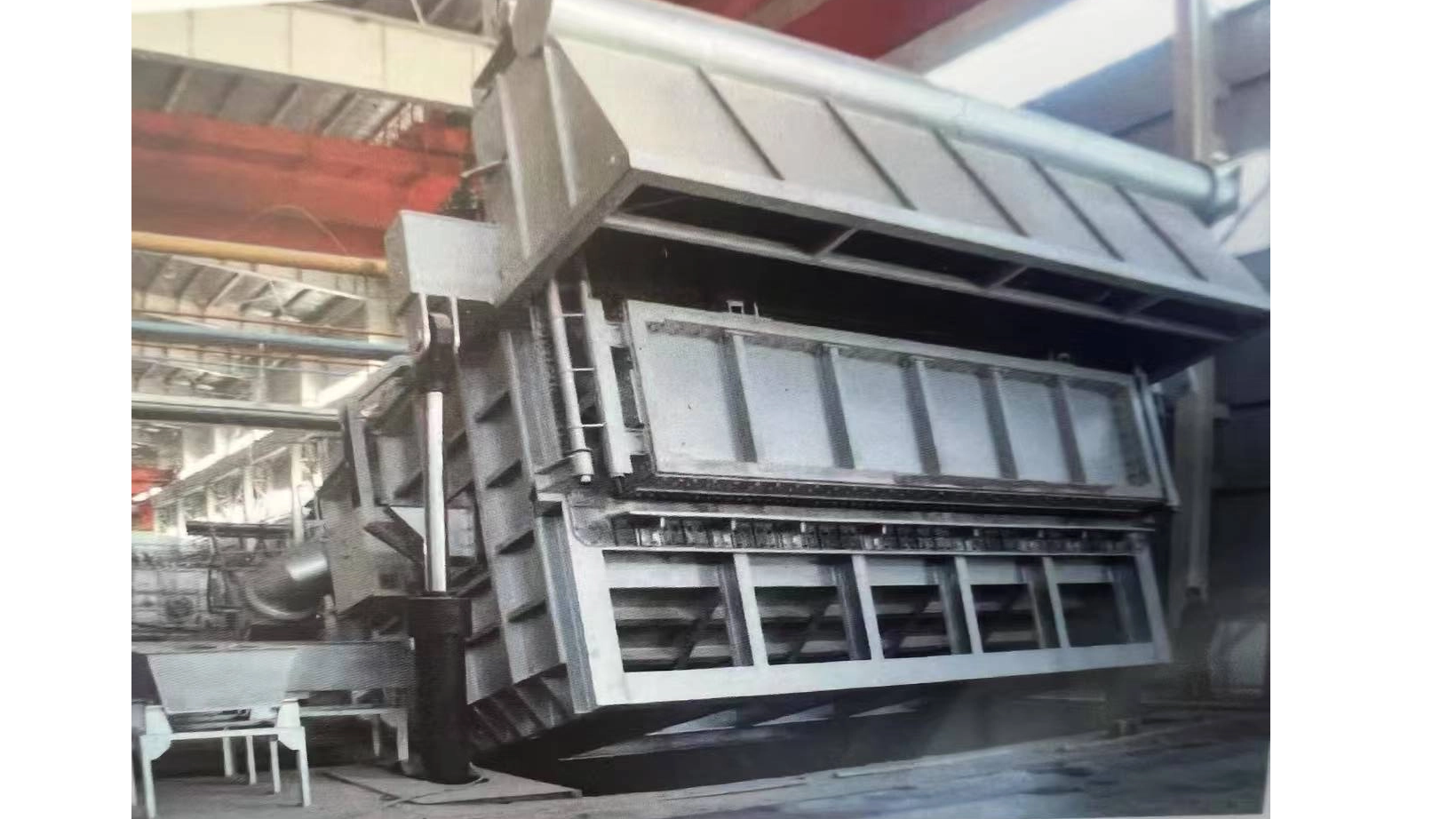 Tiltable Melting Furnace
